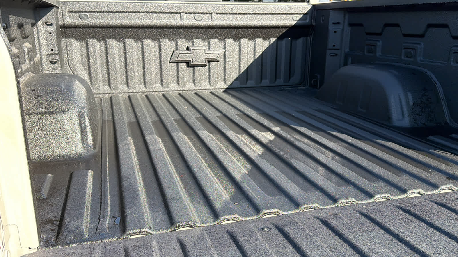 Thumbnail: 2026 Chevrolet Silverado 1500 - 27