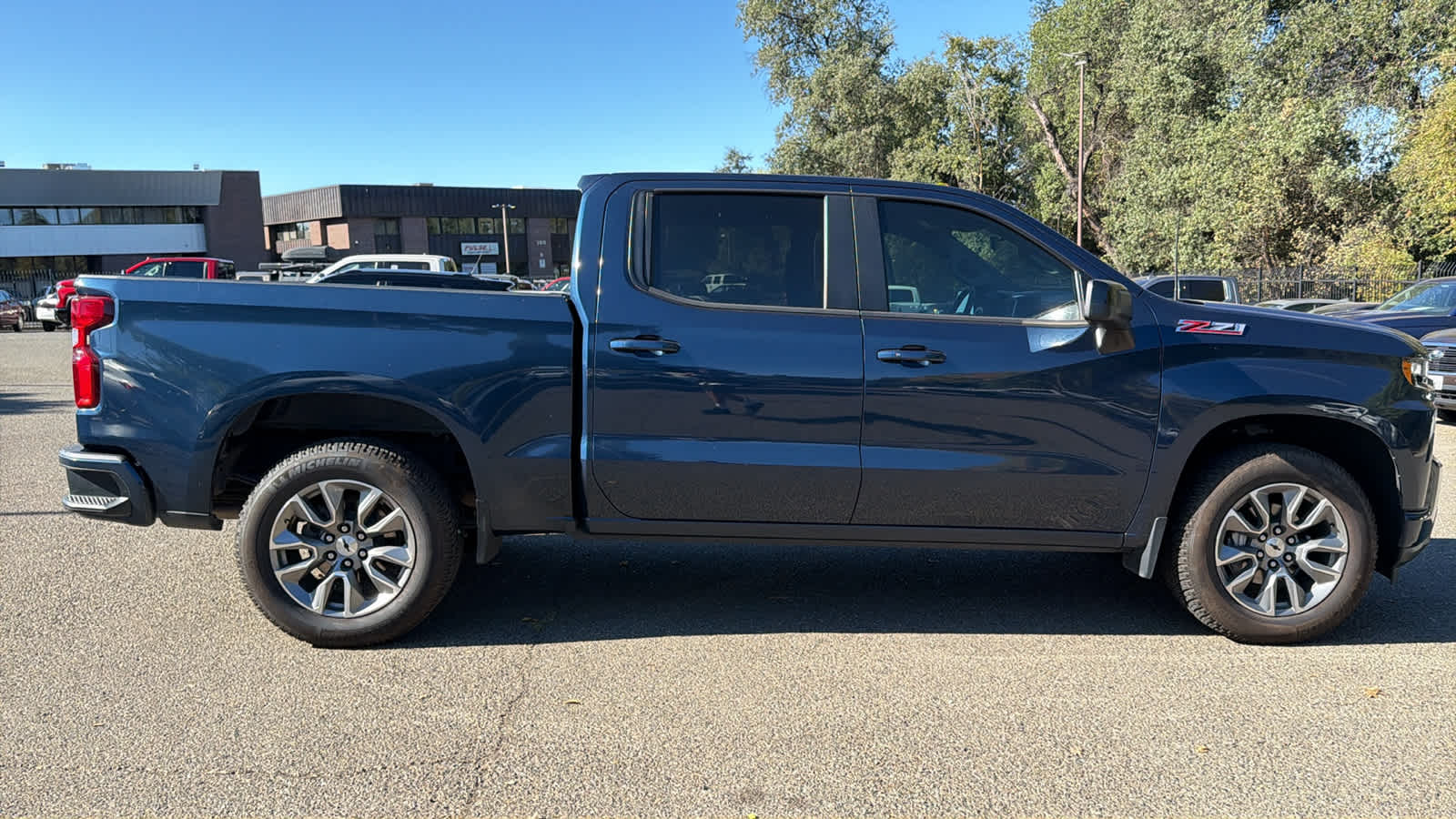 2020 Chevrolet Silverado 1500 RST photo 4