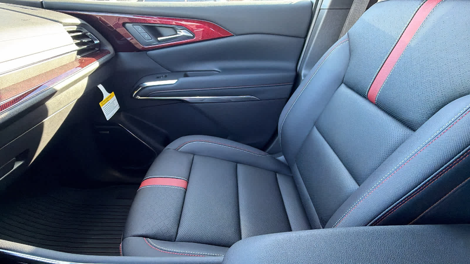 Thumbnail: 2026 Chevrolet Traverse - 12