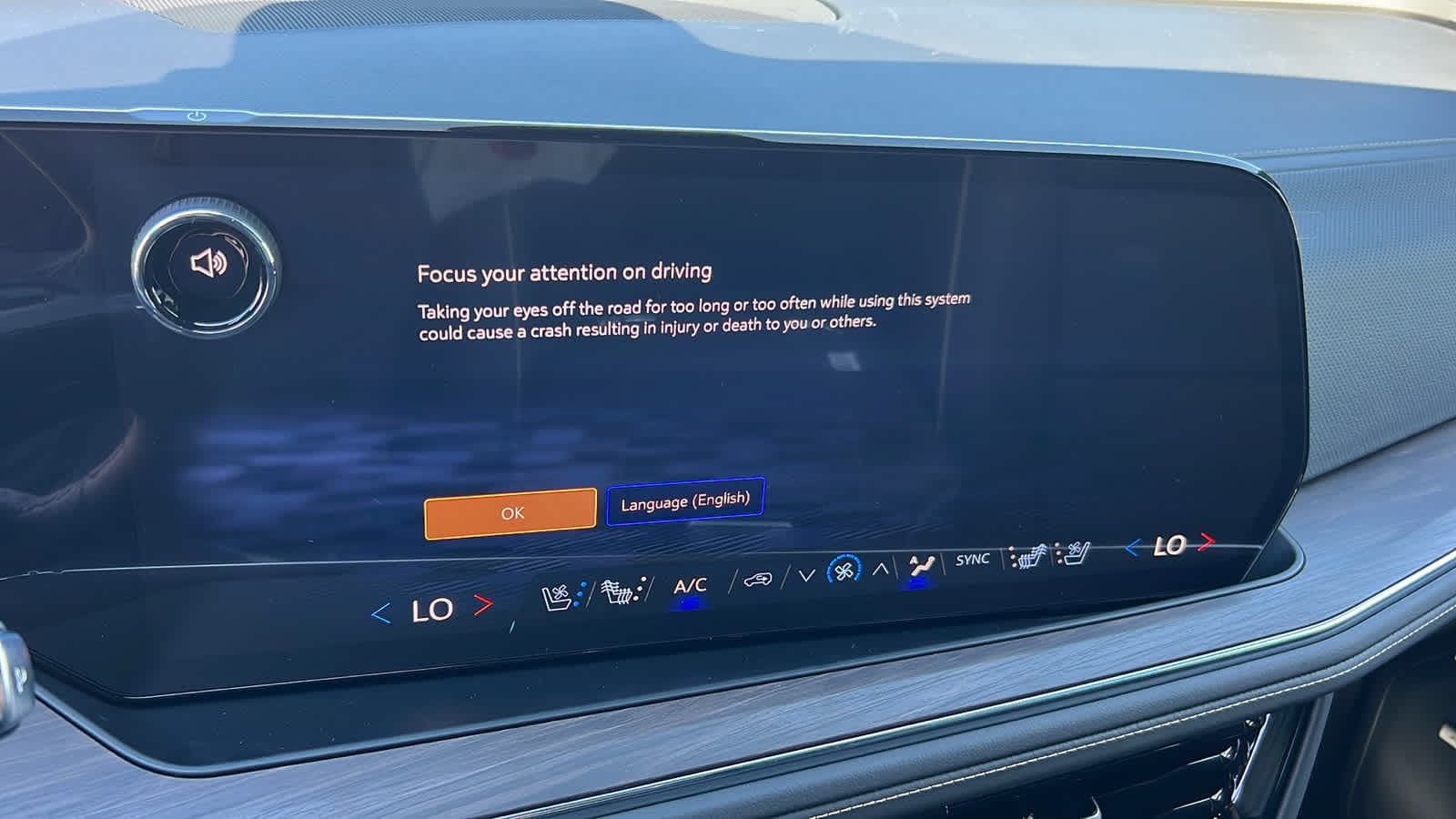 Thumbnail: 2025 Chevrolet Suburban - 15