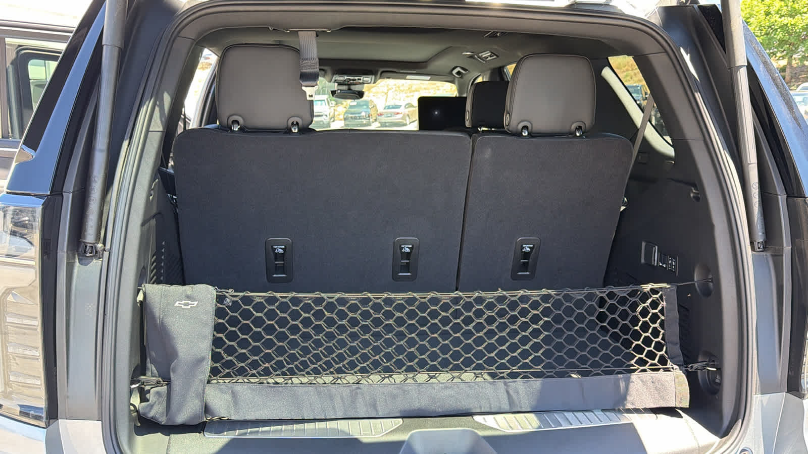 2026 Chevrolet Tahoe Premier - Photo 27