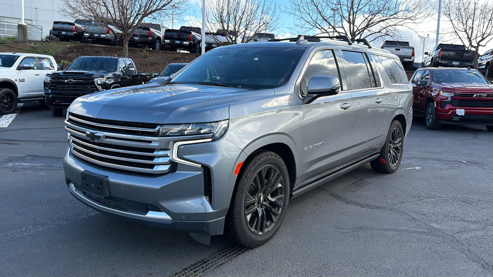 2021 Chevrolet Suburban High Country's photo