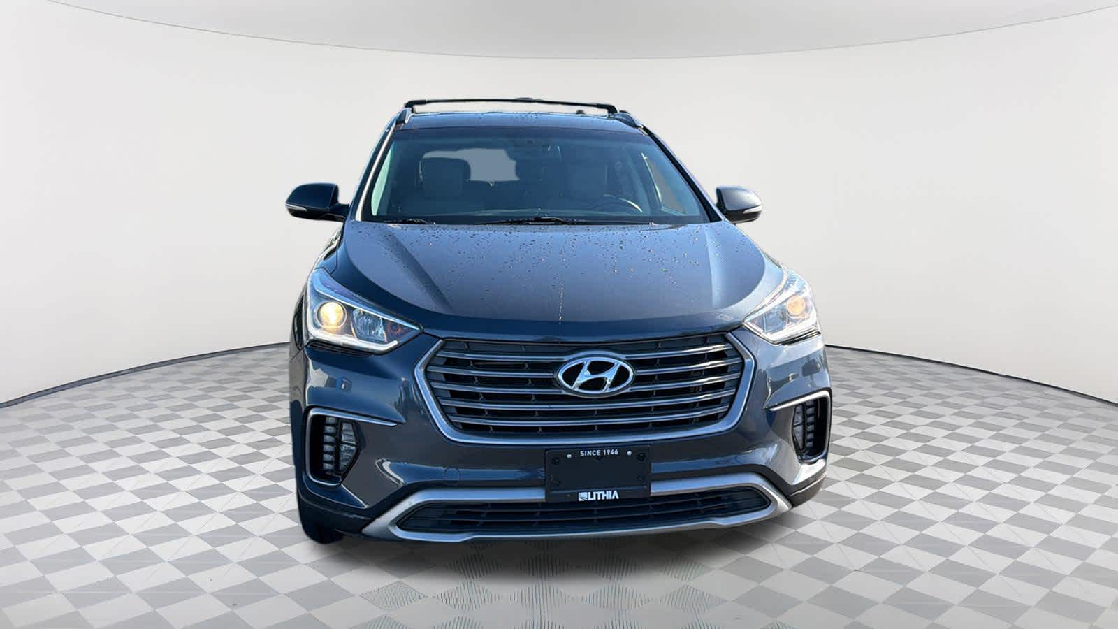 Thumbnail: 2017 Hyundai Santa Fe - 2