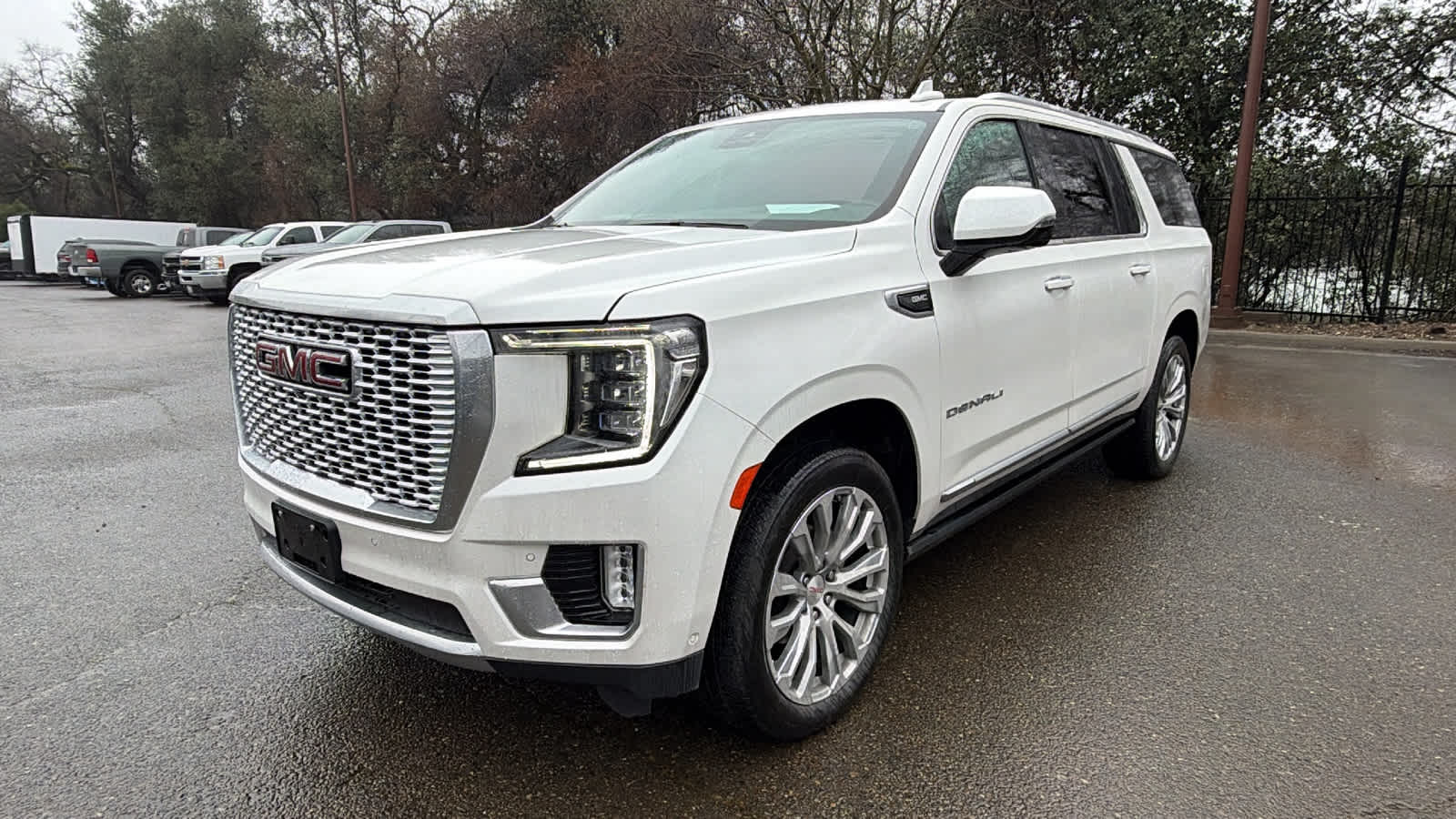 2024 GMC Yukon XL Denali's photo