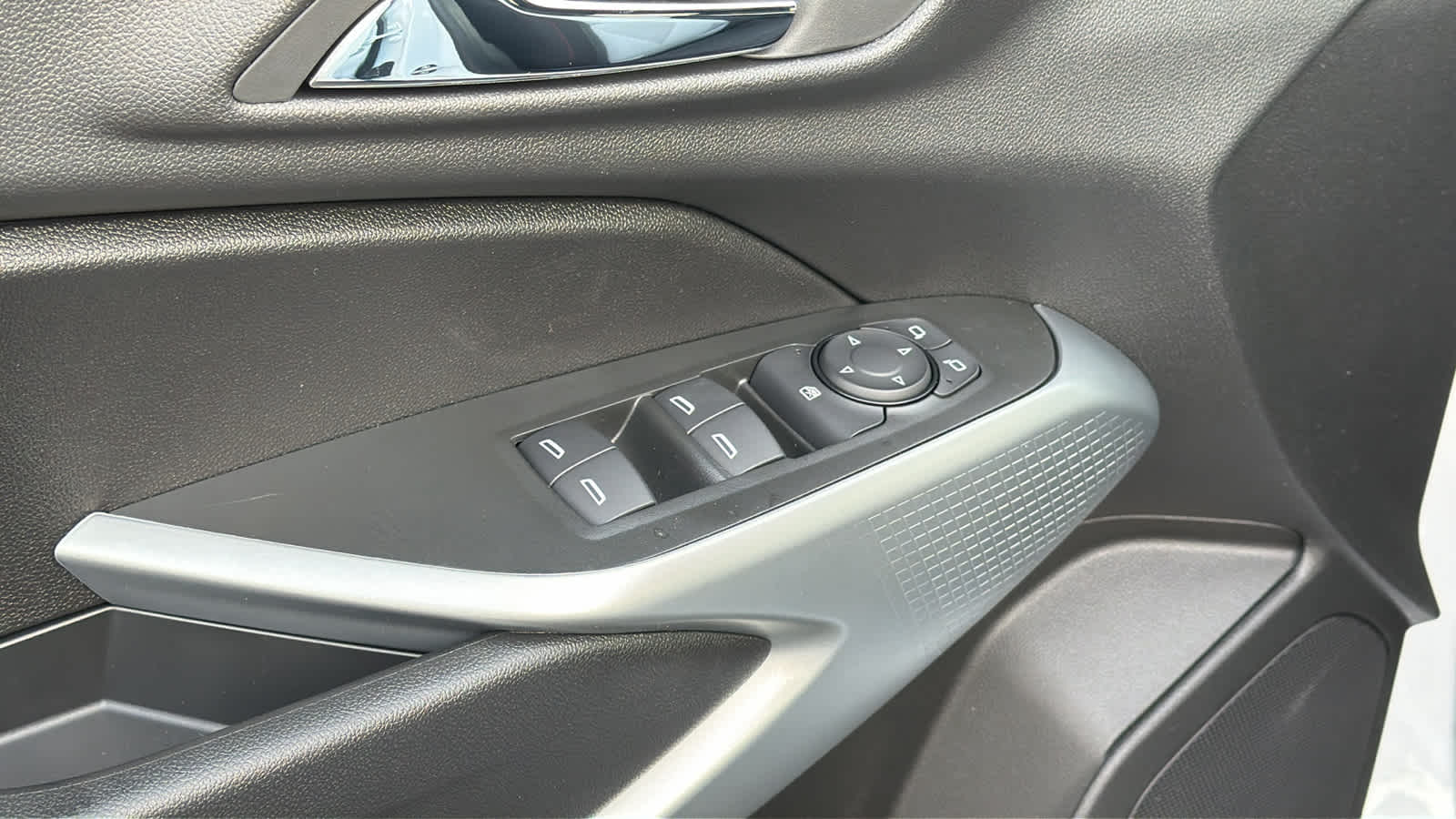 Thumbnail: 2026 Chevrolet Trax - 22