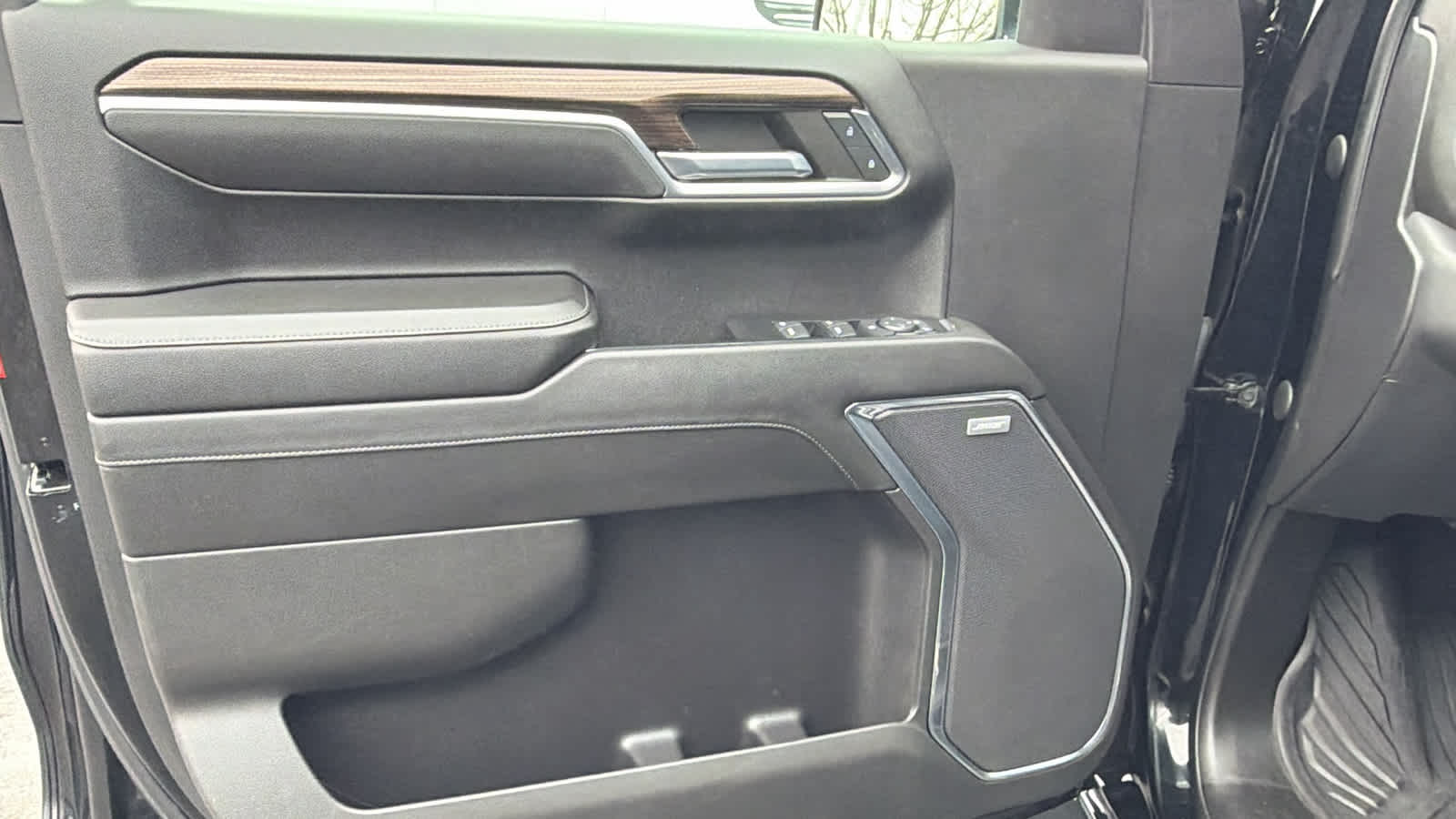 Thumbnail: 2022 Chevrolet Silverado 1500 - 23