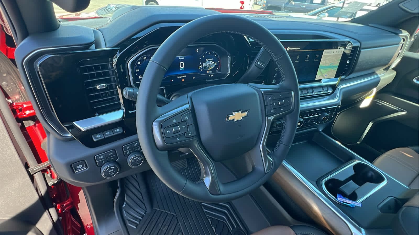 Thumbnail: 2025 Chevrolet Silverado 2500 - 10