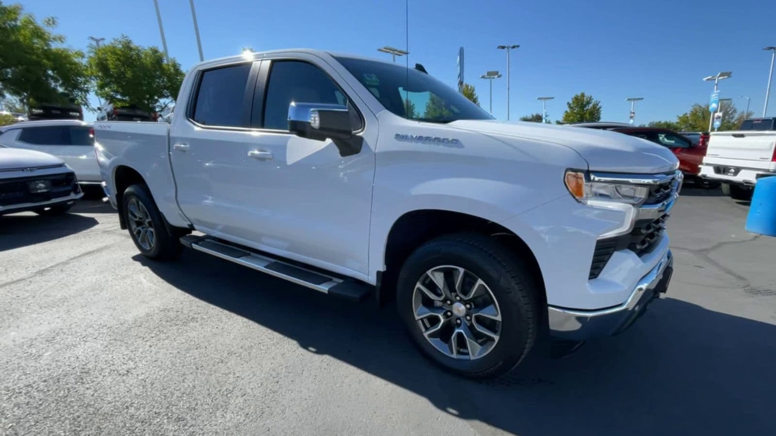 Thumbnail: 2025 Chevrolet Silverado 1500 - 23