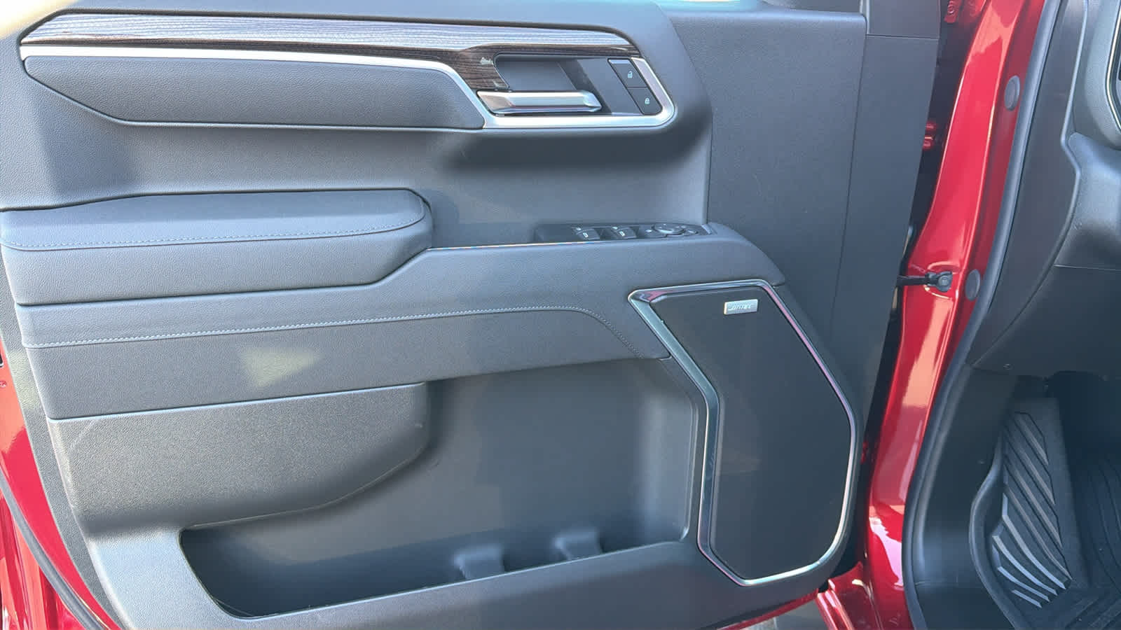 Thumbnail: 2026 Chevrolet Silverado 1500 - 23