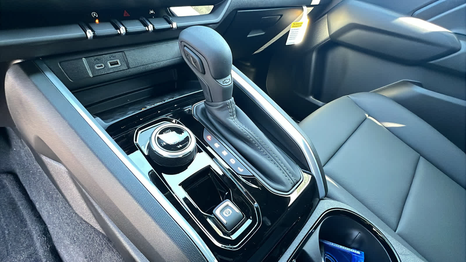 Thumbnail: 2026 Chevrolet Colorado - 13