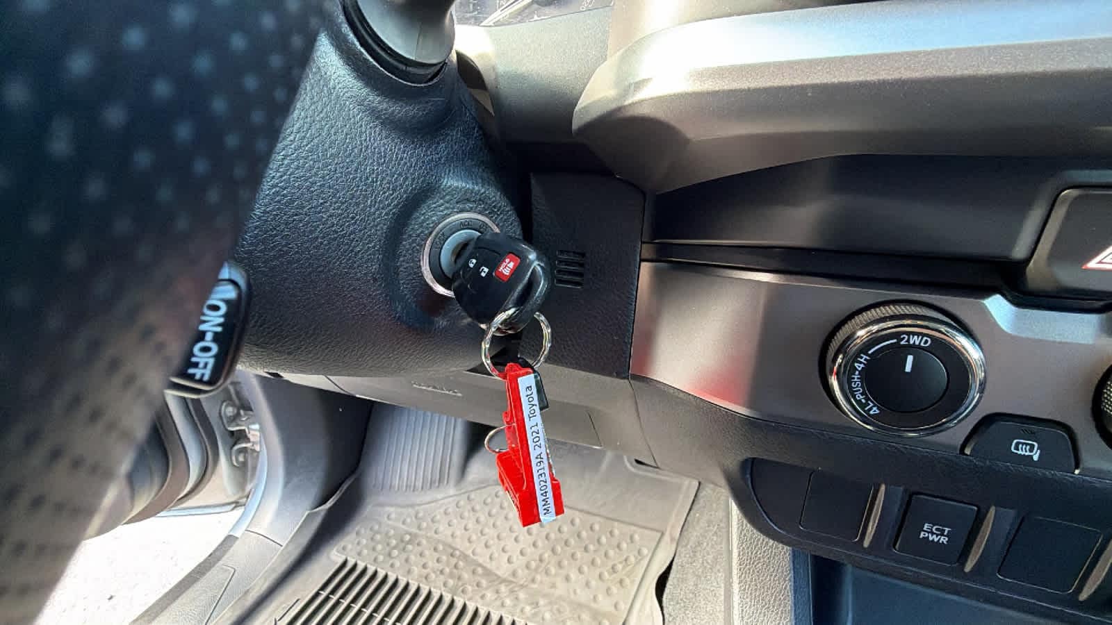 Thumbnail: 2021 Toyota Tacoma - 17