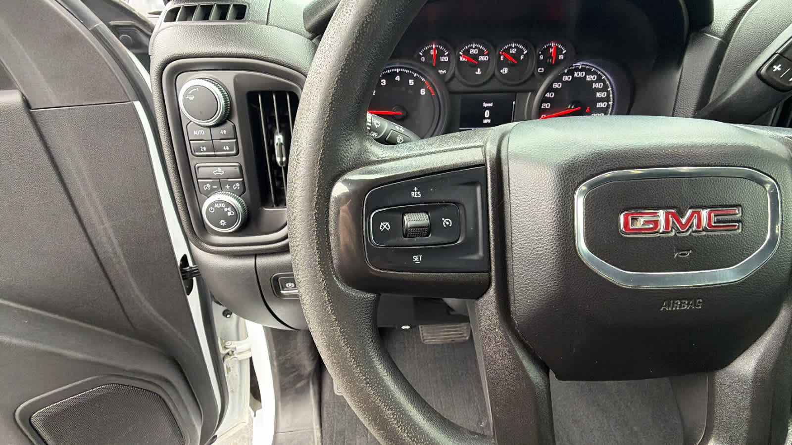 Thumbnail: 2019 GMC Sierra 1500 - 19