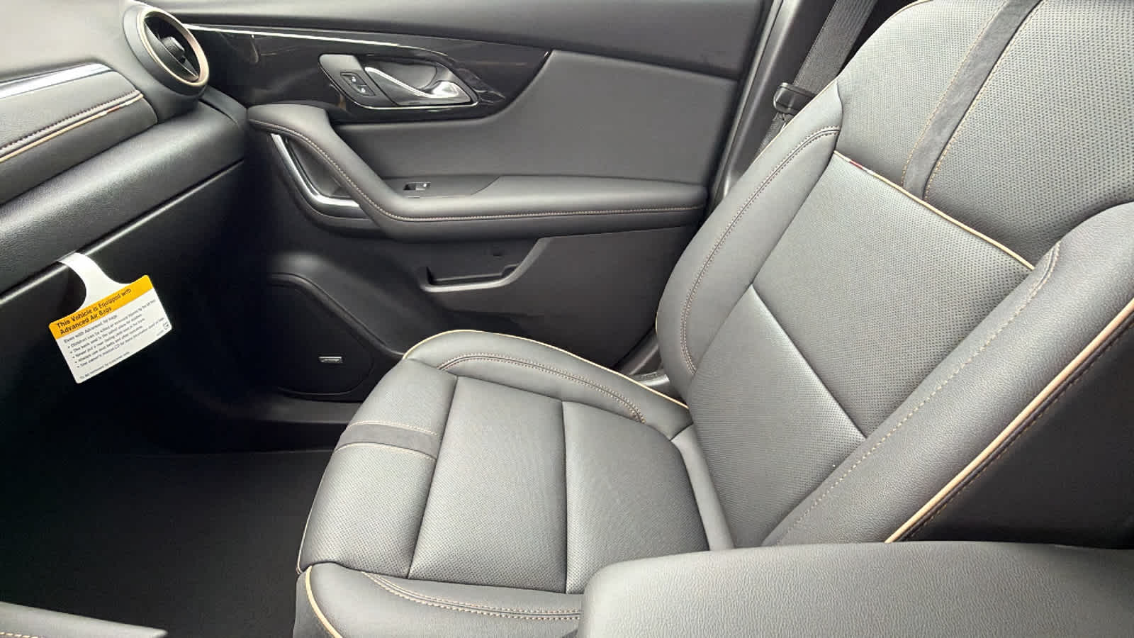 Thumbnail: 2025 Chevrolet Blazer - 12