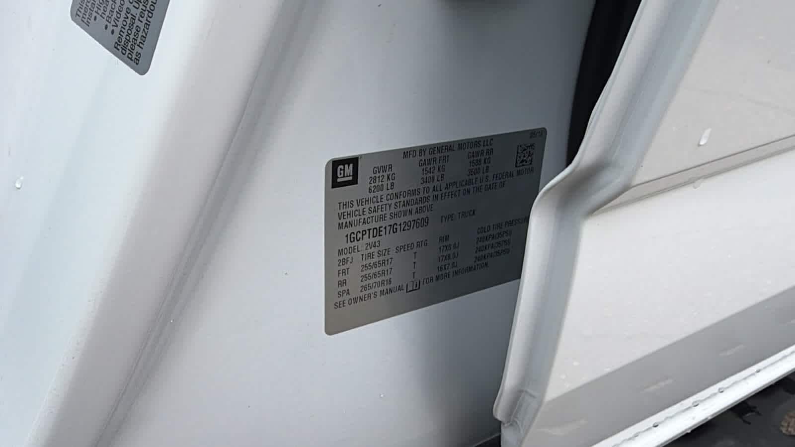 Thumbnail: 2016 Chevrolet Colorado - 21