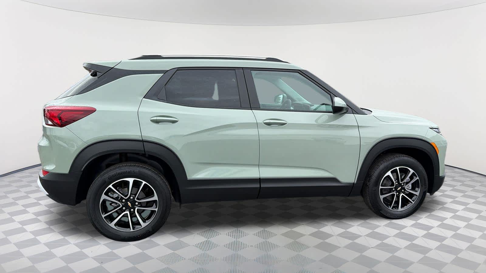 2026 Chevrolet Trailblazer LT photo 4