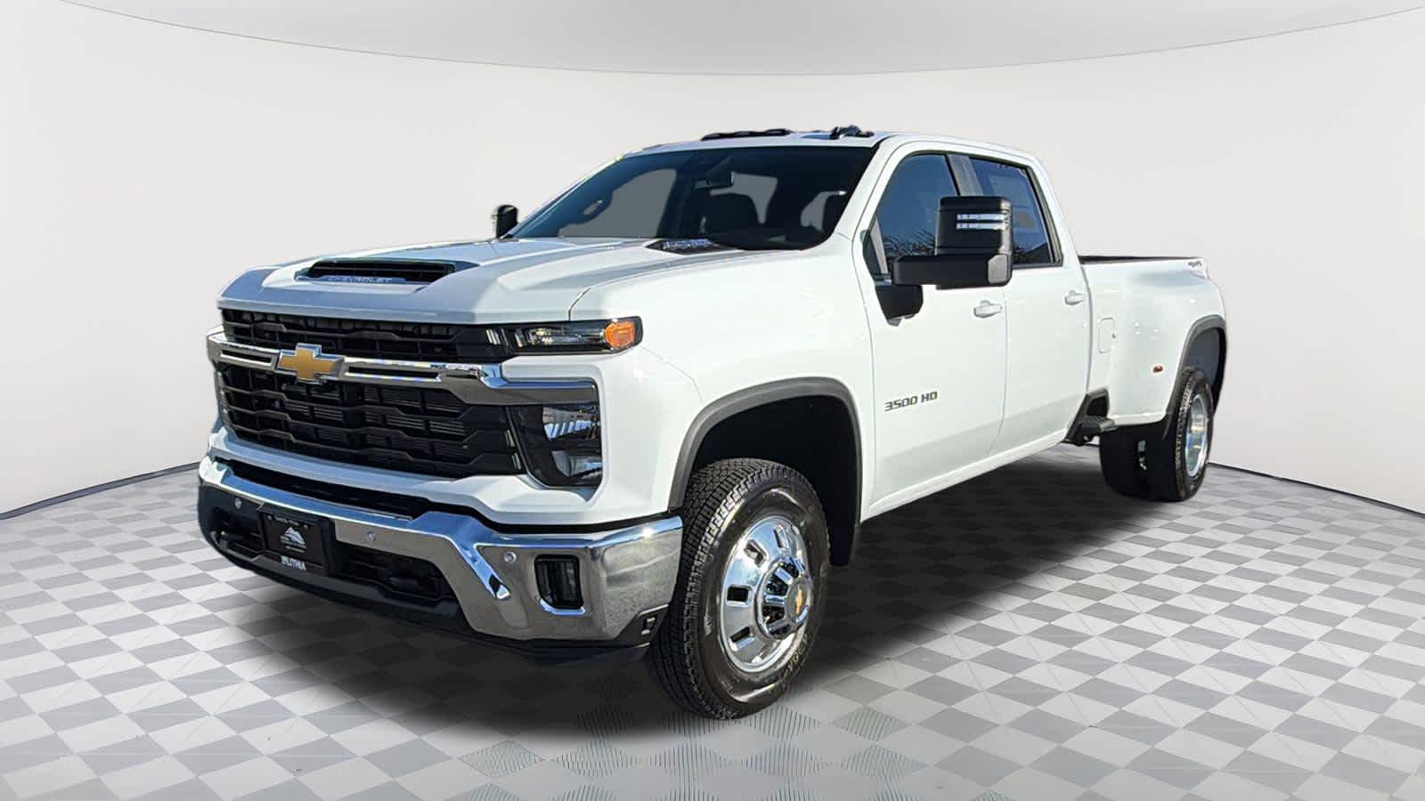 2026 Chevrolet Silverado 3500HD LT's photo
