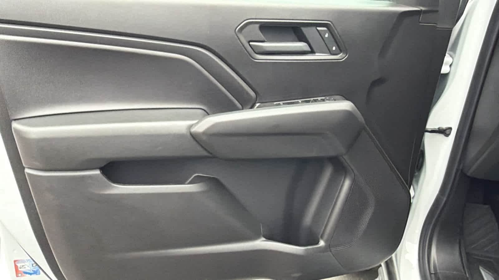 Thumbnail: 2026 Chevrolet Colorado - 23