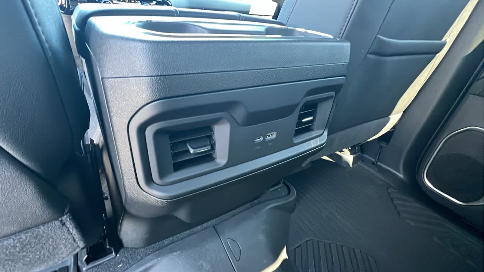 Thumbnail: 2025 Chevrolet Silverado 1500 - 25