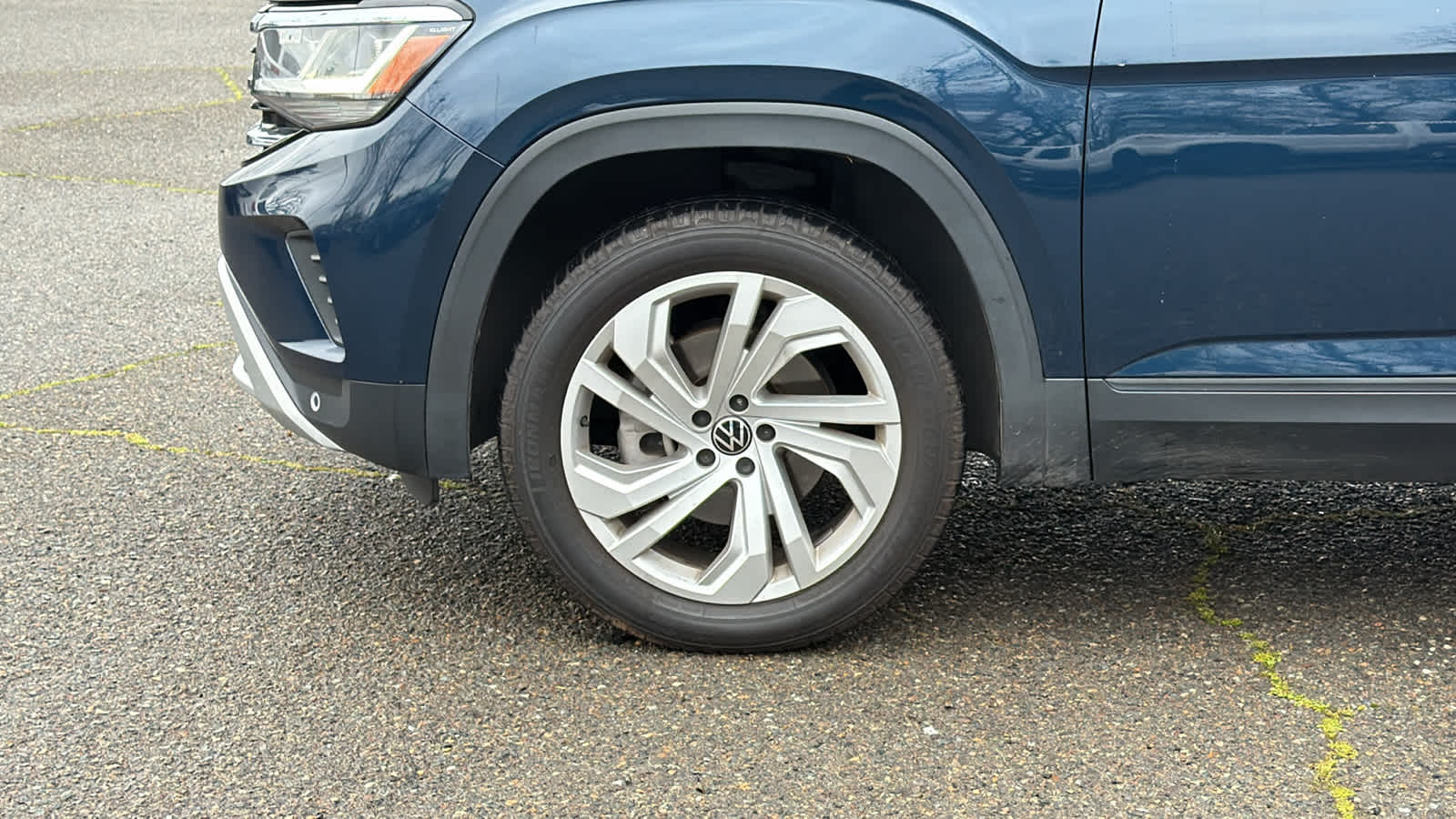 Thumbnail: 2021 Volkswagen Atlas - 9