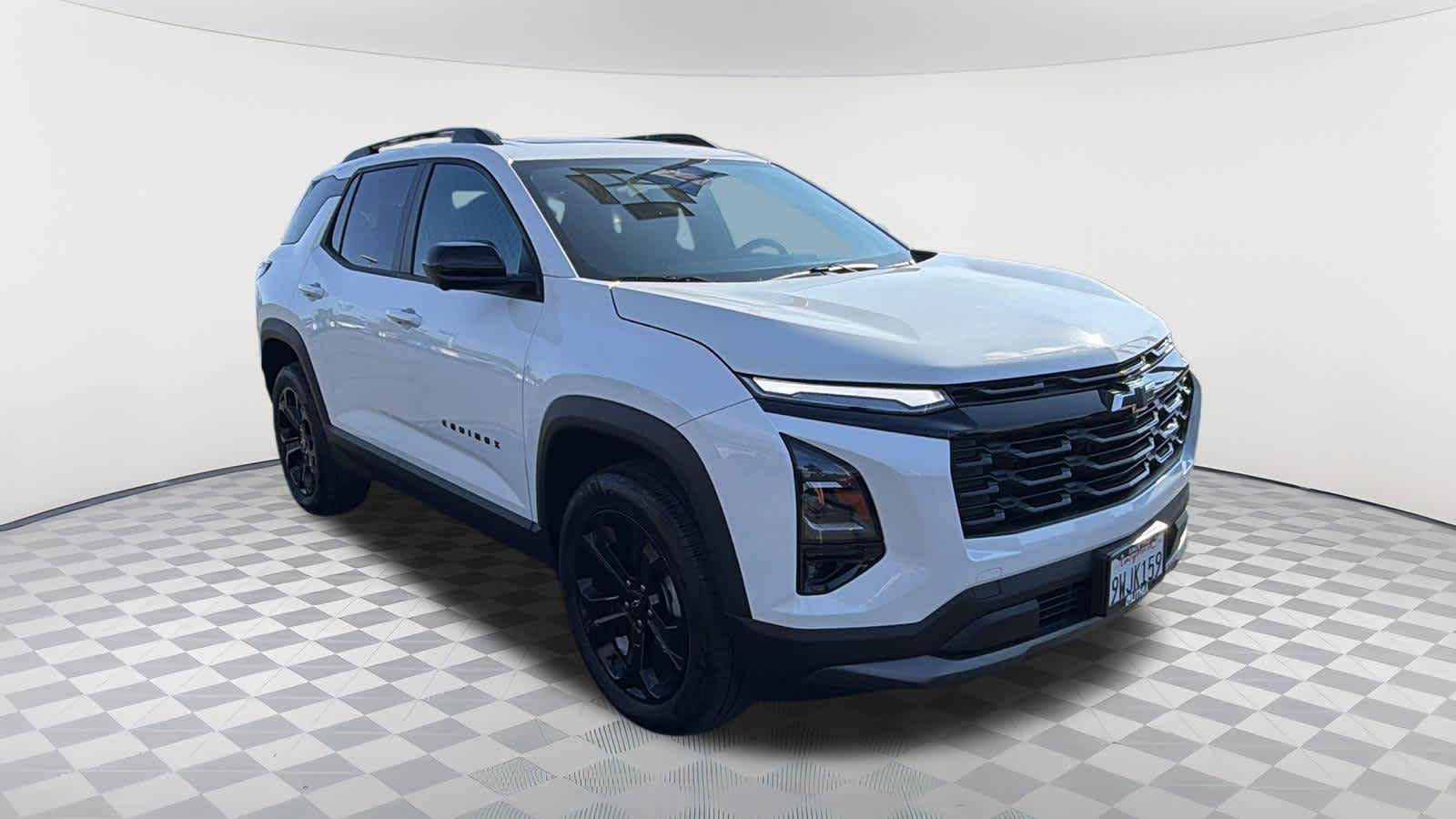 Thumbnail: 2026 Chevrolet Equinox - 3