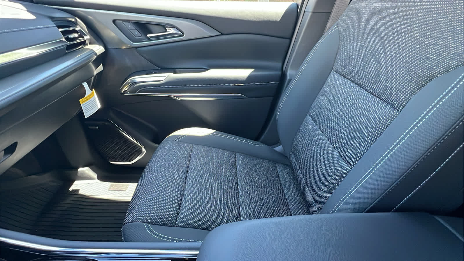 Thumbnail: 2025 Chevrolet Traverse - 12