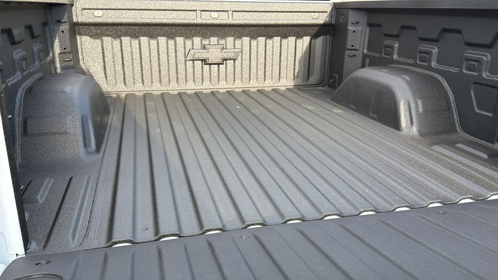 Thumbnail: 2026 Chevrolet Silverado 1500 - 27