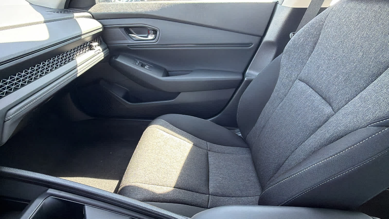 Thumbnail: 2023 Honda Accord - 12