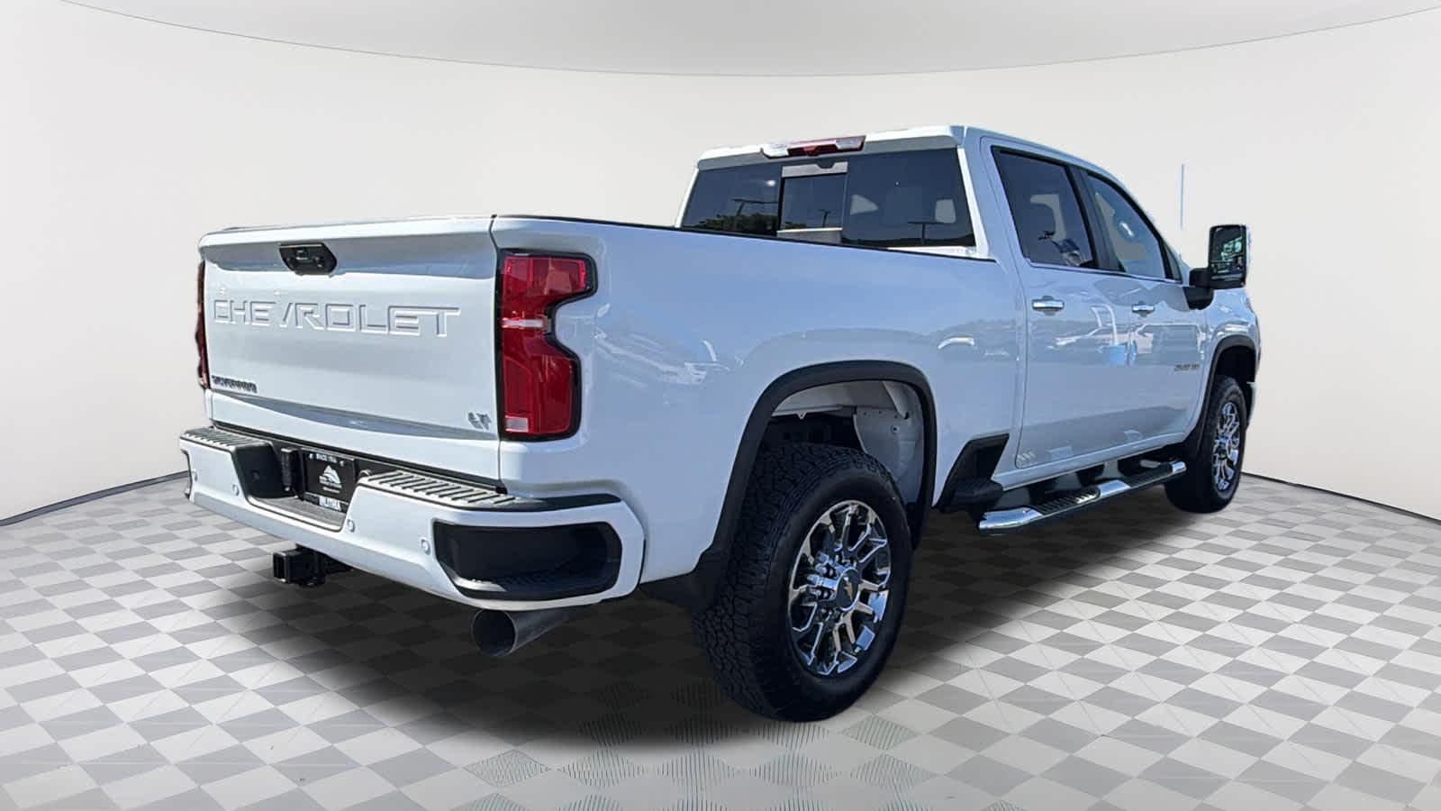 Thumbnail: 2026 Chevrolet Silverado 2500 - 5