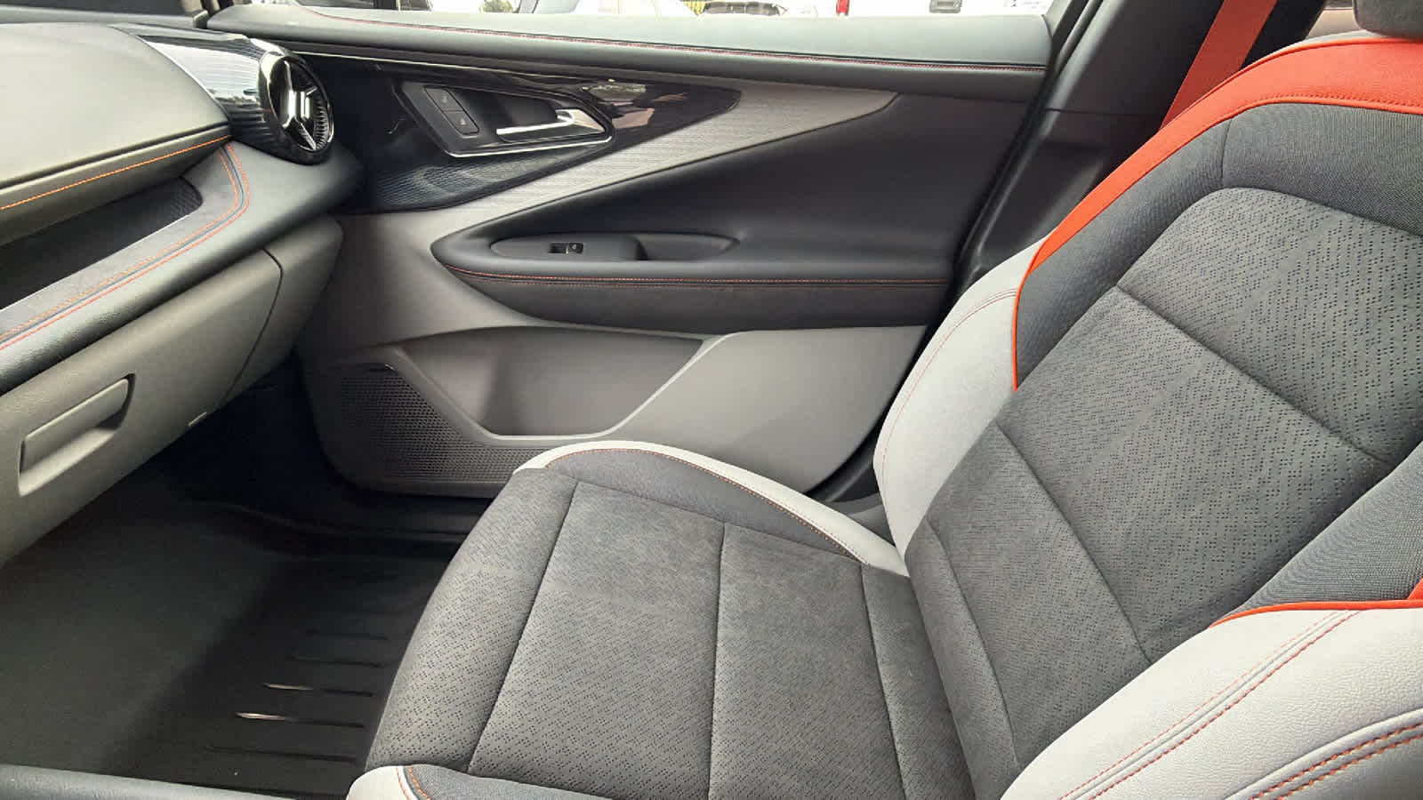 Thumbnail: 2026 Chevrolet Blazer EV - 12