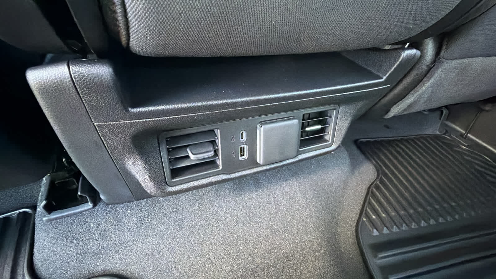 Thumbnail: 2026 Chevrolet Silverado 1500 - 25