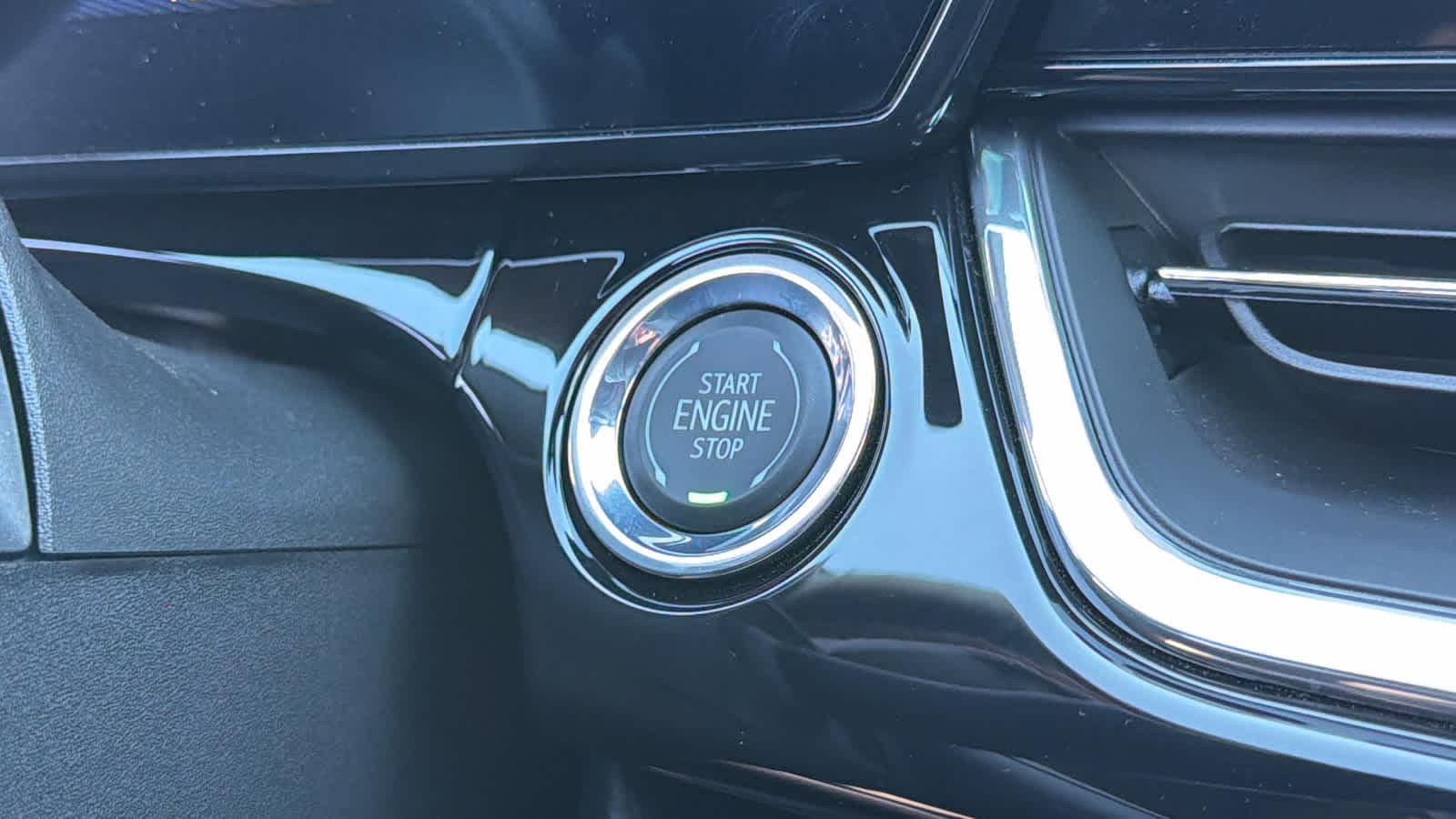 2026 Chevrolet Trax RS - Photo 17