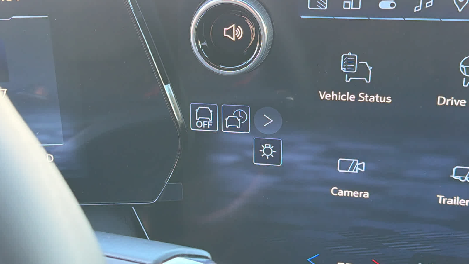 Thumbnail: 2026 Chevrolet Equinox - 17