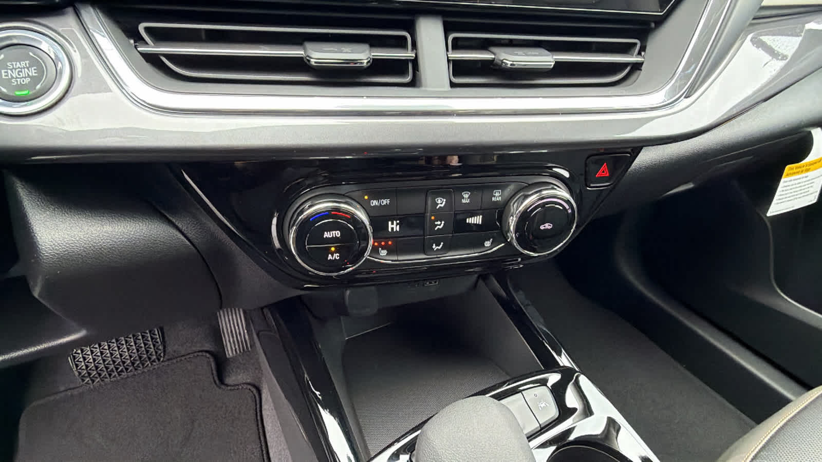 Thumbnail: 2026 Chevrolet Trax - 13