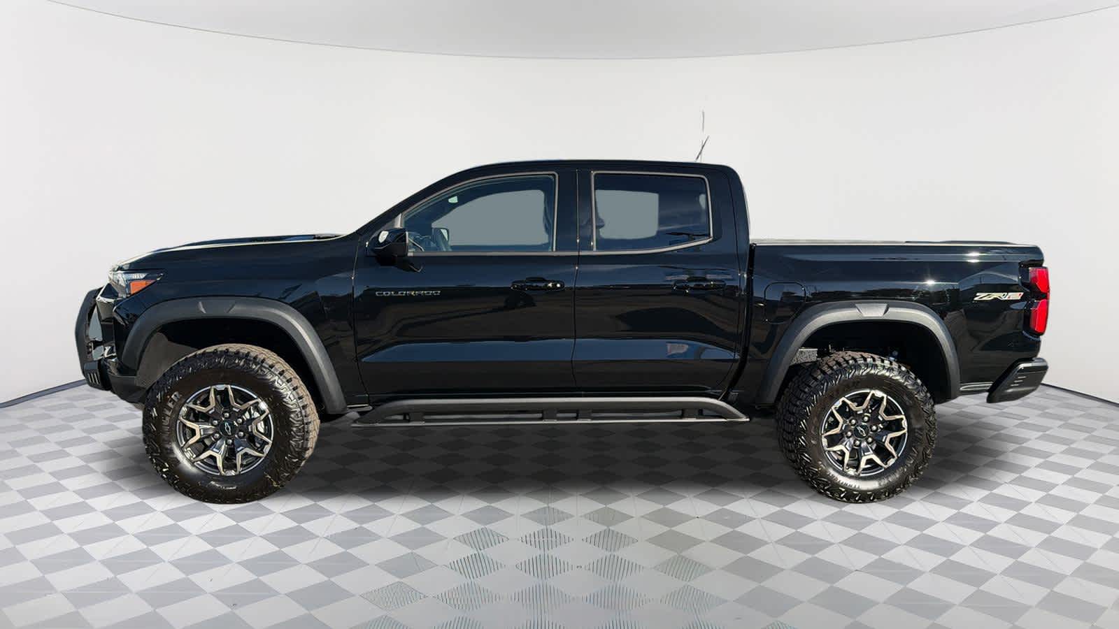 Thumbnail: 2026 Chevrolet Colorado - 8