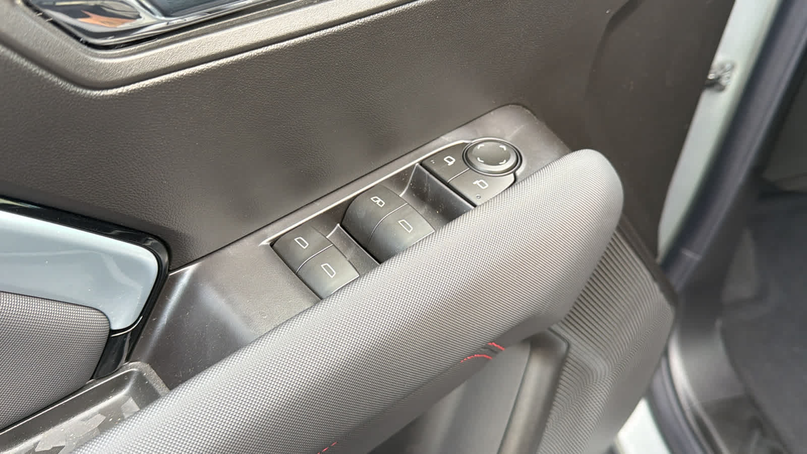 Thumbnail: 2026 Chevrolet Colorado - 22