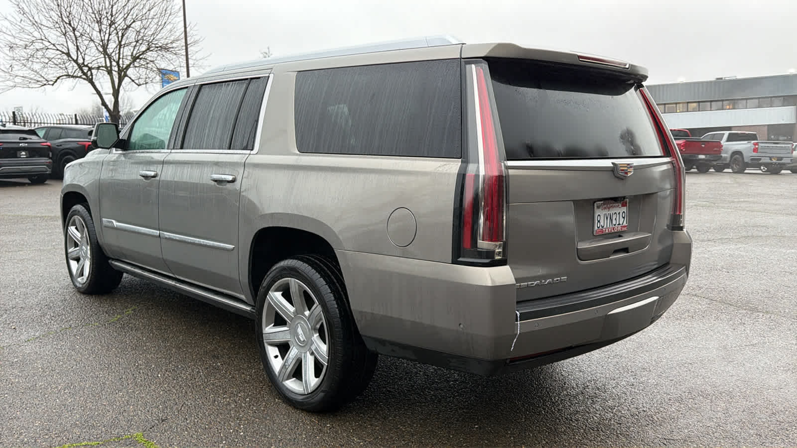 Thumbnail: 2019 Cadillac Escalade - 7