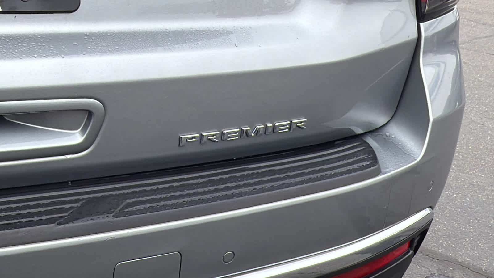 Thumbnail: 2024 Chevrolet Suburban - 28