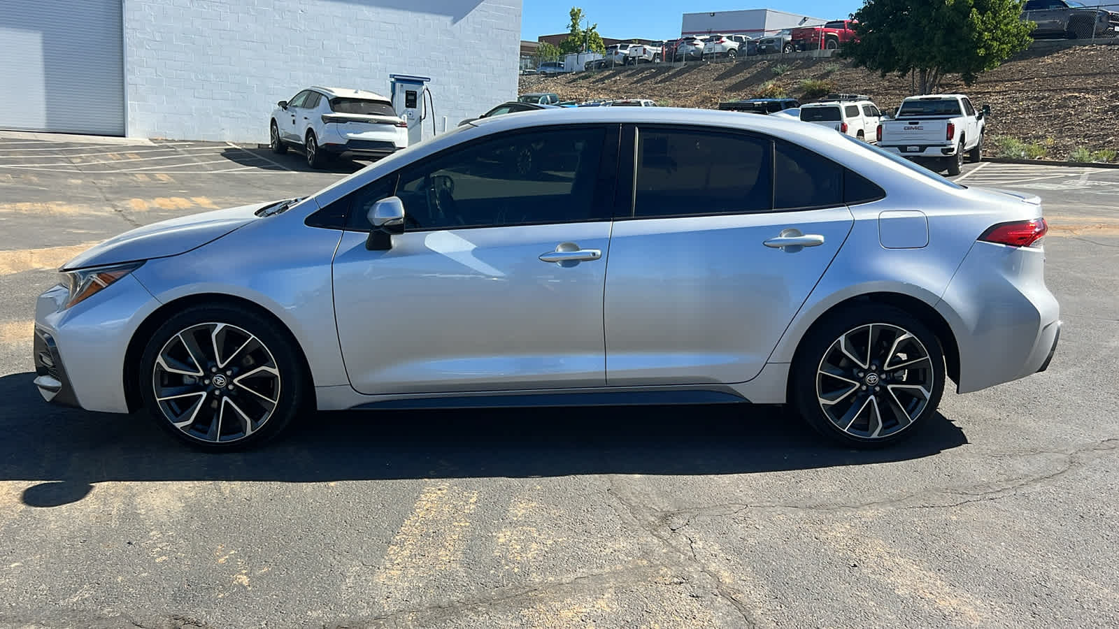 Thumbnail: 2021 Toyota Corolla - 8