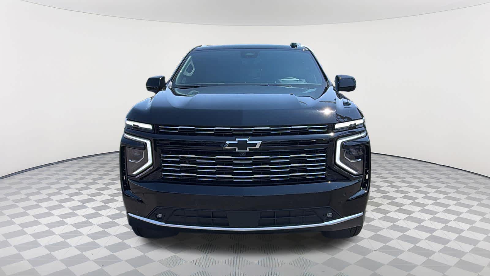 2026 Chevrolet Suburban High Country - Photo 2
