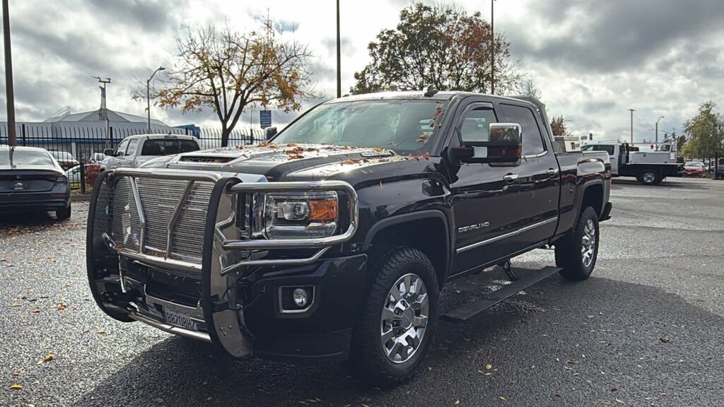 Used 2017 GMC Sierra 2500 HD Denali Truck
