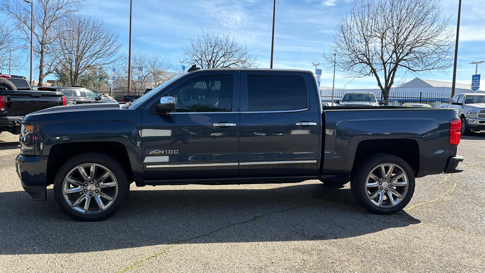 Thumbnail: 2018 Chevrolet Silverado 1500 - 8