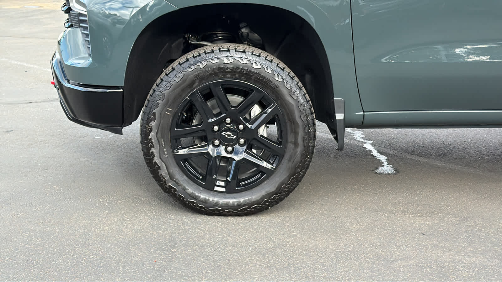 Thumbnail: 2026 Chevrolet Silverado 1500 - 9