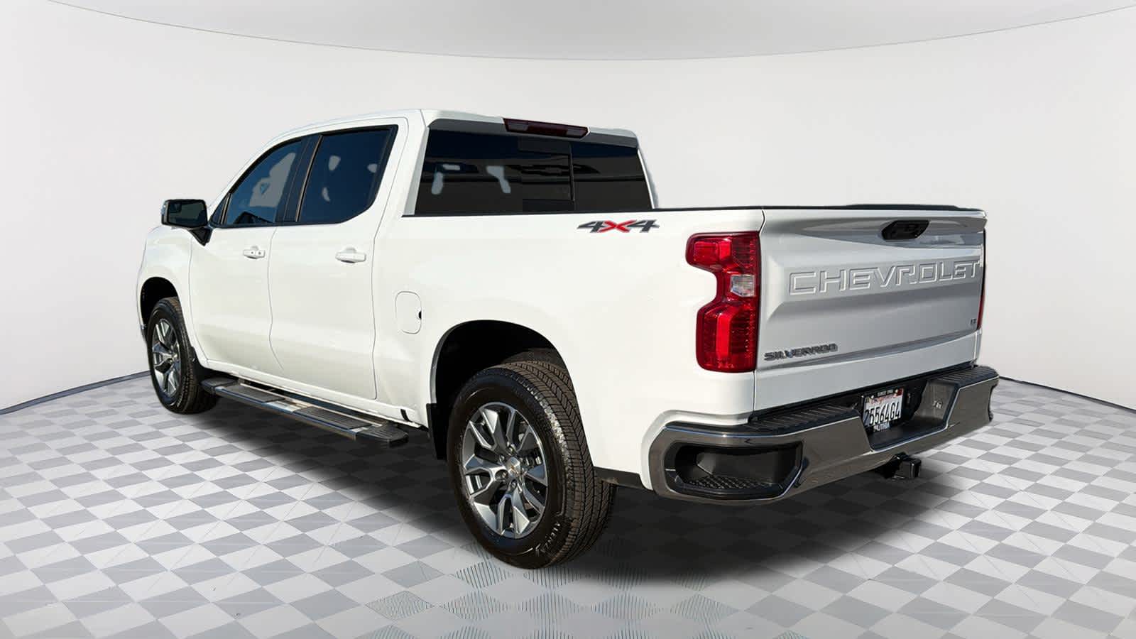 Thumbnail: 2025 Chevrolet Silverado 1500 - 7