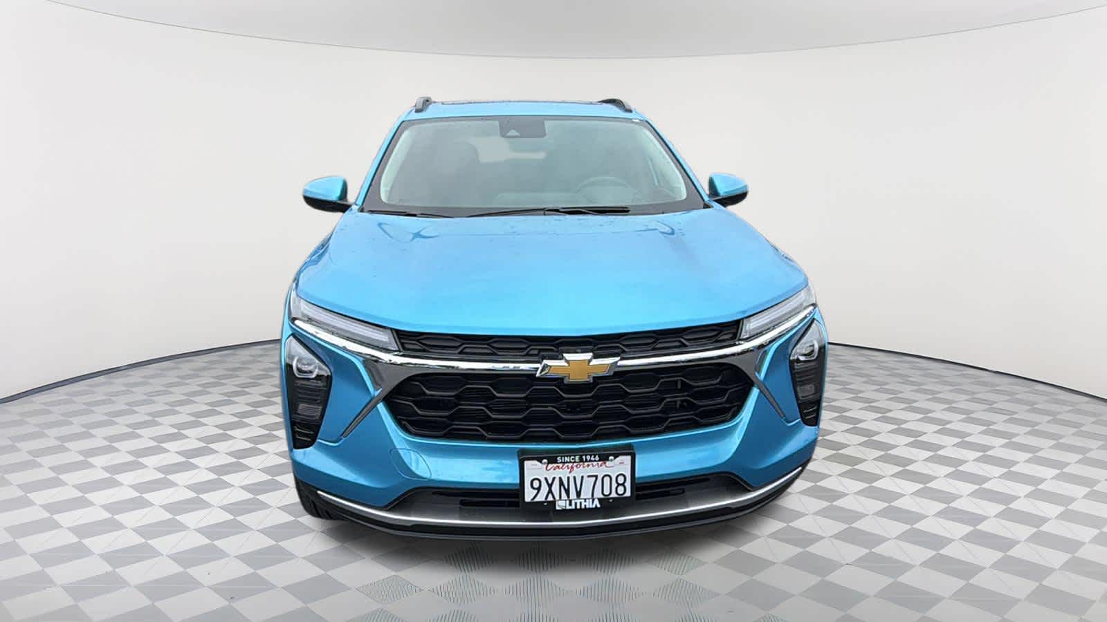 Thumbnail: 2026 Chevrolet Trax - 2