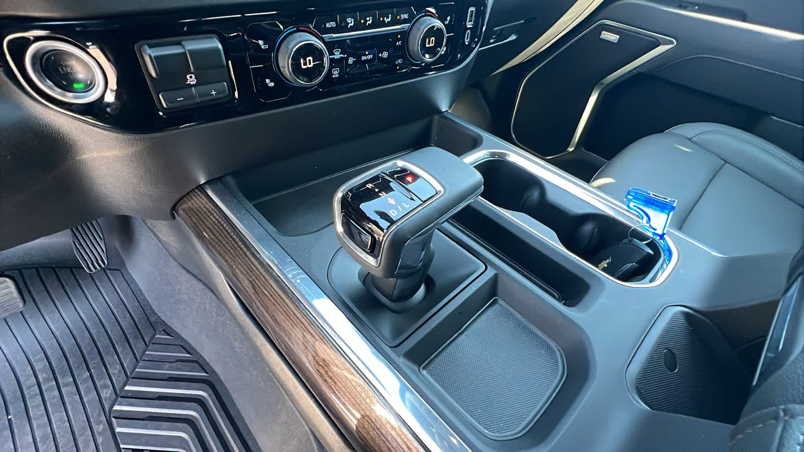 Thumbnail: 2025 Chevrolet Silverado 1500 - 13