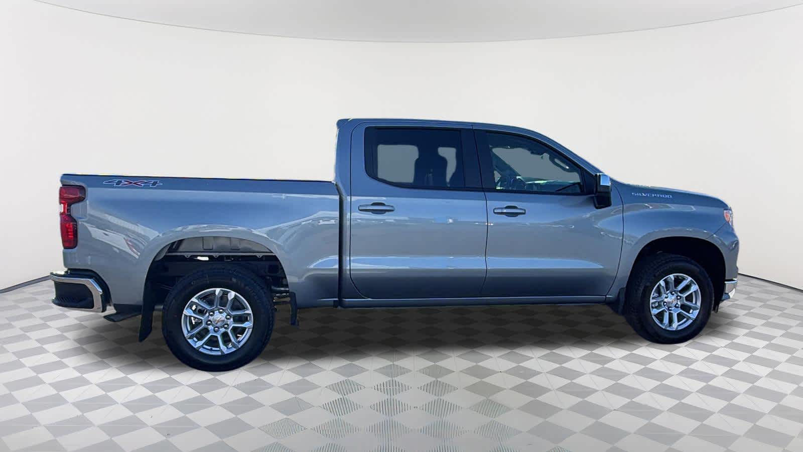 Thumbnail: 2026 Chevrolet Silverado 1500 - 4