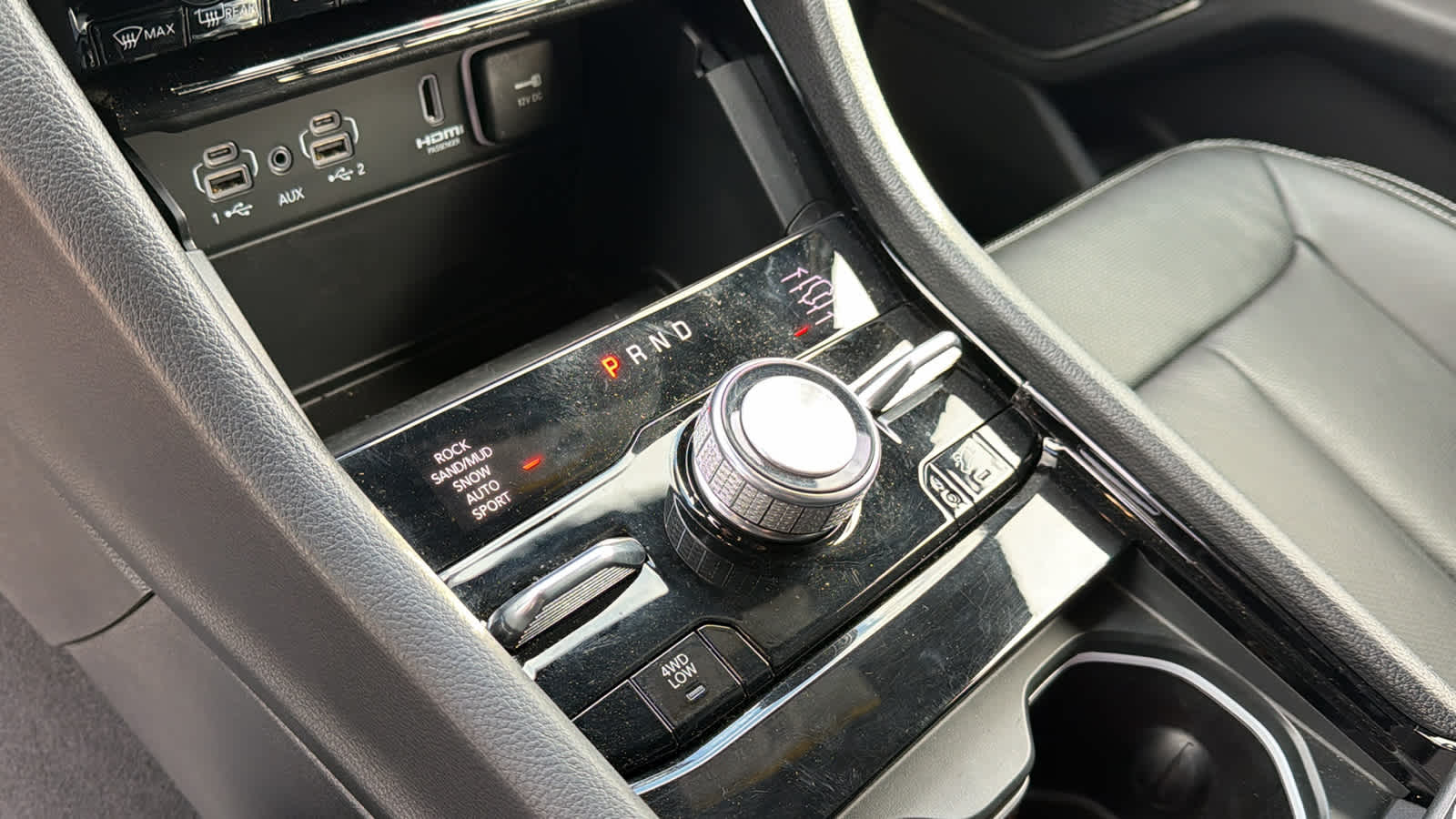 Thumbnail: 2024 Jeep Grand Cherokee - 12