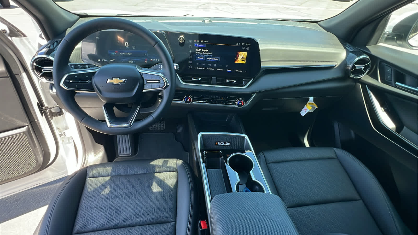 Thumbnail: 2025 Chevrolet Equinox - 26
