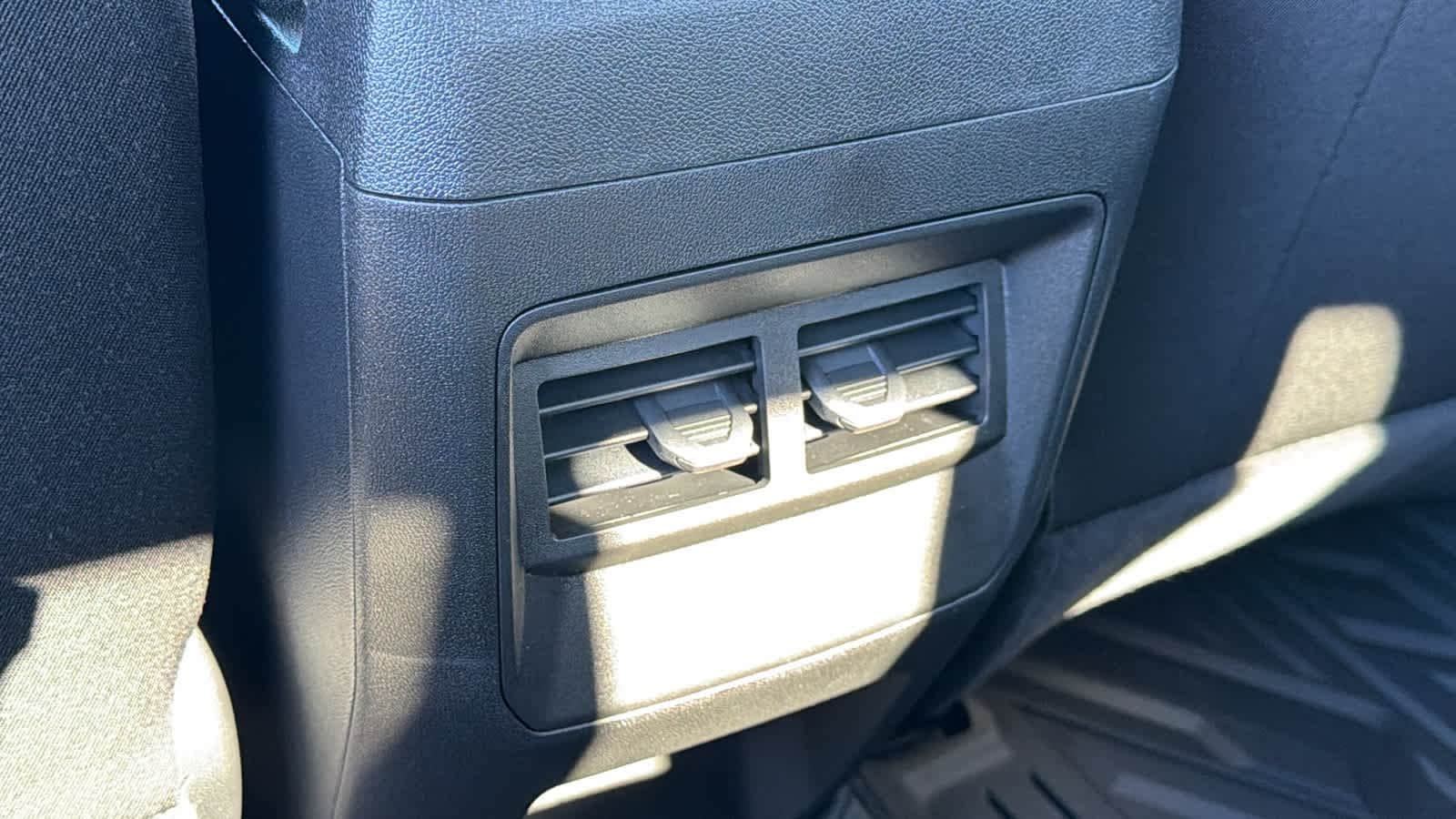 2026 Chevrolet Colorado Trail Boss - Photo 25