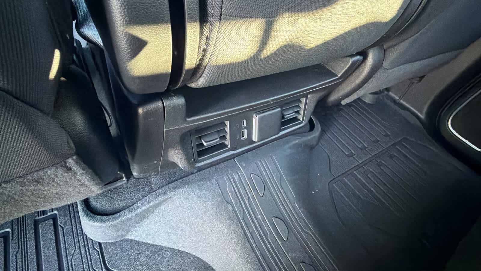 Thumbnail: 2024 GMC Sierra 1500 - 25